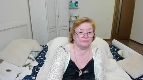 Flowerlower online show from April 26, 2026, 10:51 pm