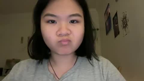 Snapshot of flowerlvr chatting on January 17, 2025, 6:26 am flowerlvr online show from January 17, 2025, 6:26 am