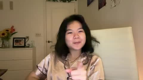 Snapshot of flowerlvr chatting on February 2, 2025, 1:02 am flowerlvr online show from February 2, 2025, 1:02 am