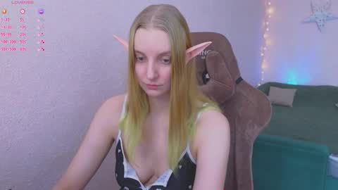 Snapshot of fluffy_muffin3 chatting on February 10, 2026, 10:30 am Agatha online show from February 10, 2026, 10:30 am