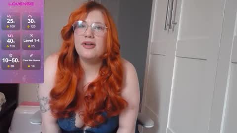 Snapshot of fluffy_rainbow_kity chatting on October 31, 2025, 11:22 am Fluffy Kity online show from October 31, 2025, 11:22 am