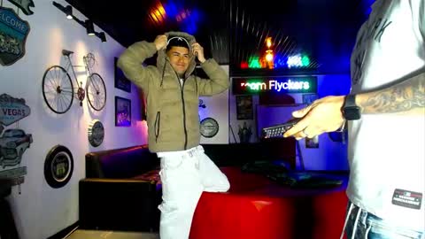flyckers online show from April 29, 2026, 12:09 pm