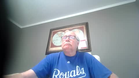 fmfsocal123 online show from October 2, 2025, 7:54 pm