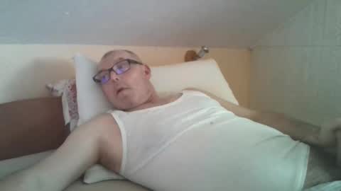 Snapshot of fojtik chatting on November 7, 2025, 2:39 pm Fojtik online show from November 7, 2025, 2:39 pm