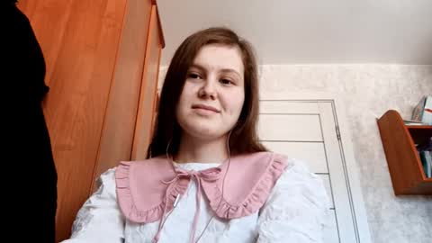 Olya online show from February 19, 2026, 7:48 am
