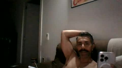 fonsi924 online show from July 28, 2026, 9:36 pm