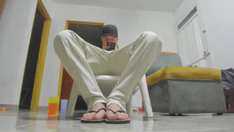 Snapshot of foot_master777 chatting on January 24, 2025, 6:57 am foot_master777 online show from January 24, 2025, 6:57 am