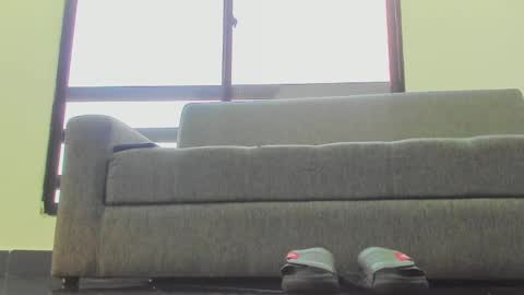 Snapshot of foot_master777 chatting on February 27, 2025, 11:31 am foot_master777 online show from February 27, 2025, 11:31 am