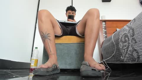 Snapshot of foot_master777 chatting on September 26, 2025, 3:05 pm foot_master777 online show from September 26, 2025, 3:05 pm