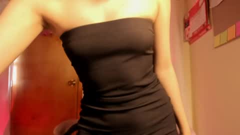 forbidden candy  online show from May 23, 2026, 7:51 pm
