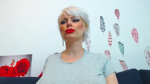 Snapshot of forever_barbie chatting on September 19, 2025, 11:16 pm Adana online show from September 19, 2025, 11:16 pm