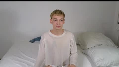 forever_eren online show from February 6, 2026, 4:54 pm