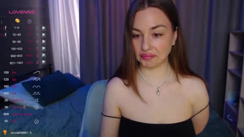 Snapshot of foreversmileme chatting on February 21, 2025, 3:56 am Julia online show from February 21, 2025, 3:56 am