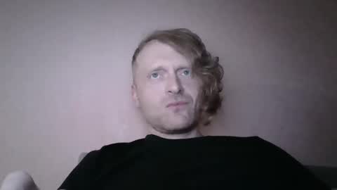 forgotten_lover online show from December 2, 2024, 3:25 pm