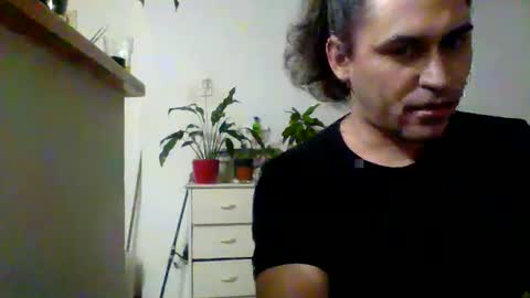 Leo online show from May 24, 2026, 1:32 am