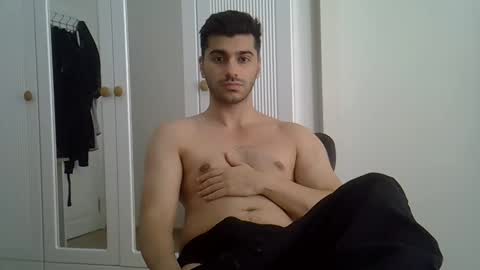 Snapshot of fortiori8 chatting on February 20, 2026, 6:26 am fortiori8 online show from February 20, 2026, 6:26 am