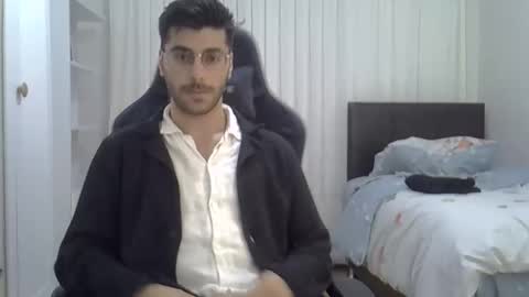 Snapshot of fortiori8 chatting on April 7, 2026, 9:04 pm fortiori8 online show from April 7, 2026, 9:04 pm