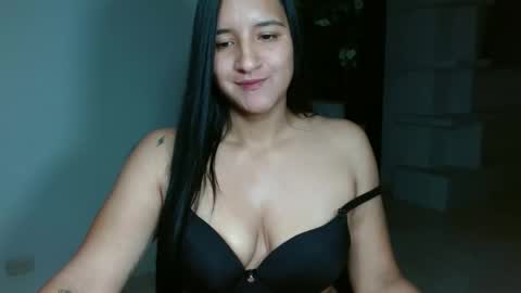 katalina online show from February 6, 2025, 3:06 am