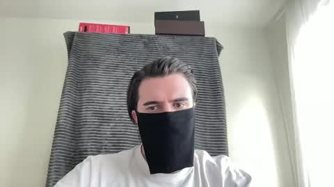 Snapshot of fortunate_ chatting on December 31, 2024, 12:25 pm The Fortunate Man online show from December 31, 2024, 12:25 pm