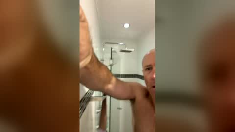 Snapshot of foster1982 chatting on April 5, 2026, 11:57 pm foster1982 online show from April 5, 2026, 11:57 pm