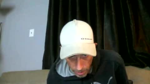 fouraide42 online show from March 20, 2026, 2:27 am