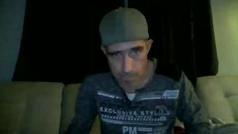 Snapshot of fouraide42 chatting on April 17, 2026, 12:24 am fouraide42 online show from April 17, 2026, 12:24 am