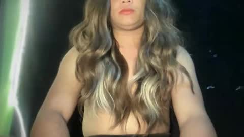 KITTY online show from December 5, 2025, 4:25 pm