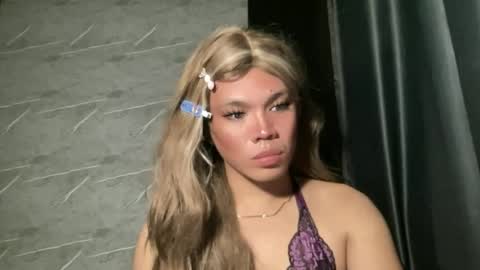 KITTY online show from June 23, 2026, 1:25 am