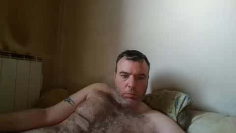 foxxx1982 online show from April 26, 2026, 9:51 am