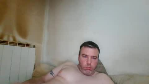 foxxx1982 online show from May 7, 2026, 10:26 pm