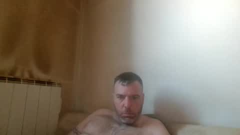 foxxx1982 online show from June 7, 2026, 10:08 am