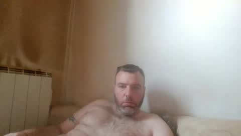 foxxx1982 online show from June 14, 2026, 10:28 am
