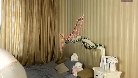 Snapshot of foxxx_tail chatting on January 17, 2026, 9:25 am Petra online show from January 17, 2026, 9:25 am