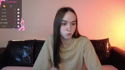 Snapshot of foxxy_girl_ chatting on September 21, 2025, 10:06 am andice online show from September 21, 2025, 10:06 am