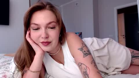 Snapshot of foxxycindy chatting on October 8, 2025, 11:19 am Cindy online show from October 8, 2025, 11:19 am