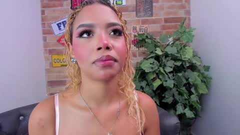Karla online show from May 28, 2026, 6:38 pm