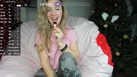 Foxy online show from December 19, 2024, 9:29 am