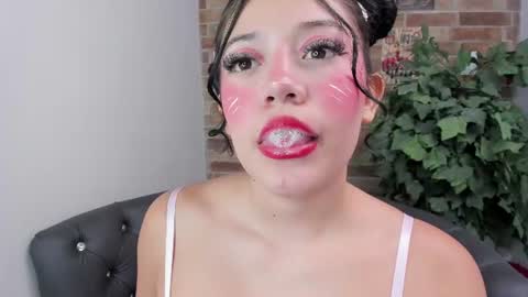 Loren online show from June 27, 2026, 12:22 pm