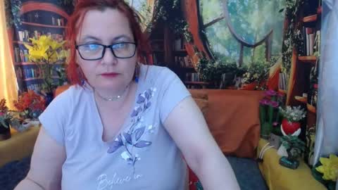Snapshot of foxydesiree chatting on July 5, 2026, 12:56 pm foxydesiree online show from July 5, 2026, 12:56 pm