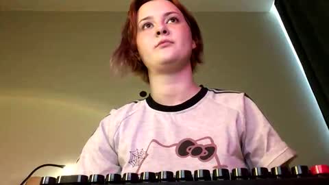 Kate online show from May 10, 2026, 11:04 am