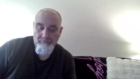 foxyfang online show from May 22, 2026, 1:17 pm