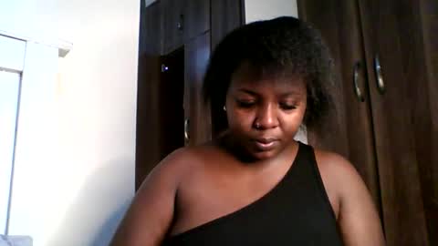 Kayla online show from October 5, 2025, 3:49 am