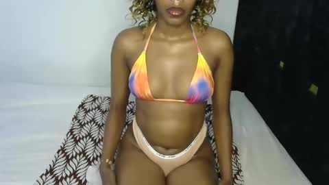 foxypennyy online show from February 13, 2025, 4:43 am