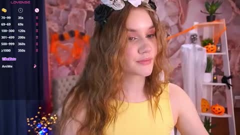 Kate online show from October 31, 2025, 3:13 pm