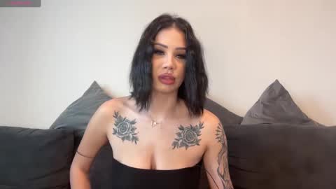 FoxyZen online show from February 11, 2025, 2:46 pm