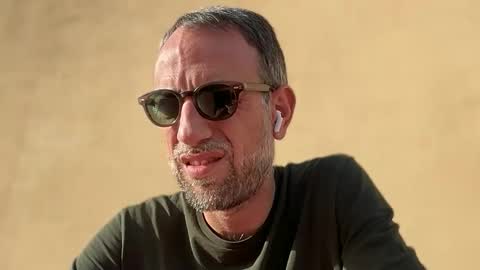 fra___ online show from November 17, 2025, 9:15 am