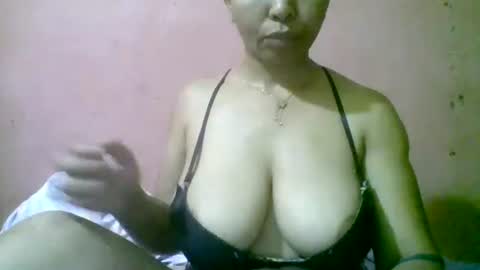 fracisca2204 online show from March 19, 2026, 8:07 am