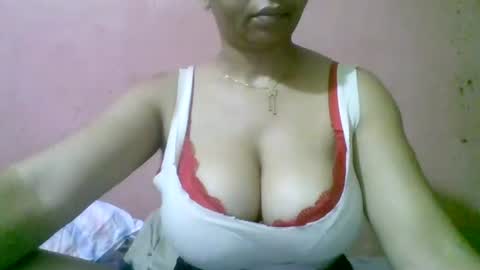 fracisca2204 online show from March 21, 2026, 9:03 am