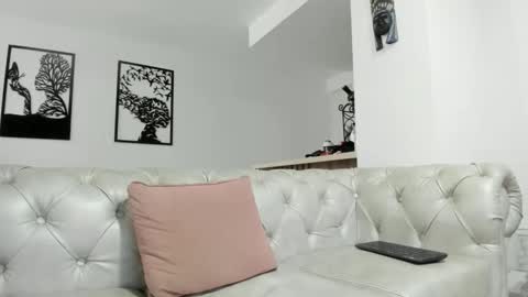 IM FRAIDER online show from September 27, 2025, 4:45 pm