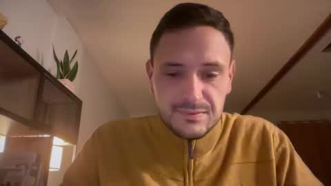 fraisetagada359 online show from November 3, 2025, 4:14 am